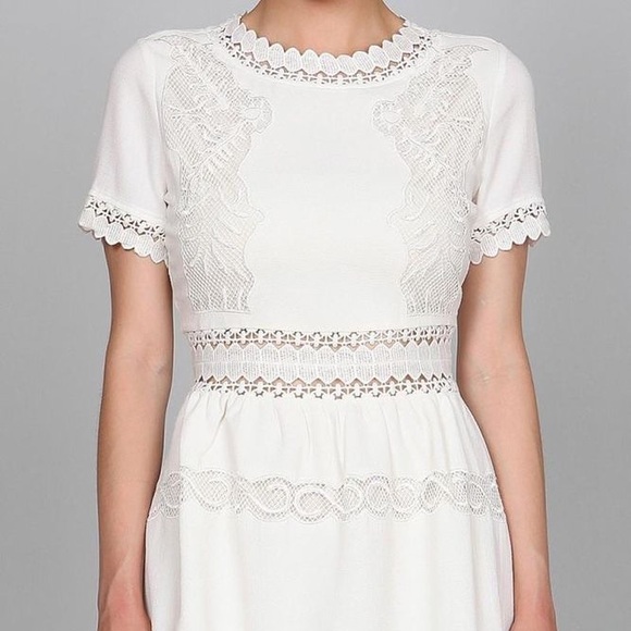 South Moon Under Pure White Lace Dress - Picture 4 of 4
